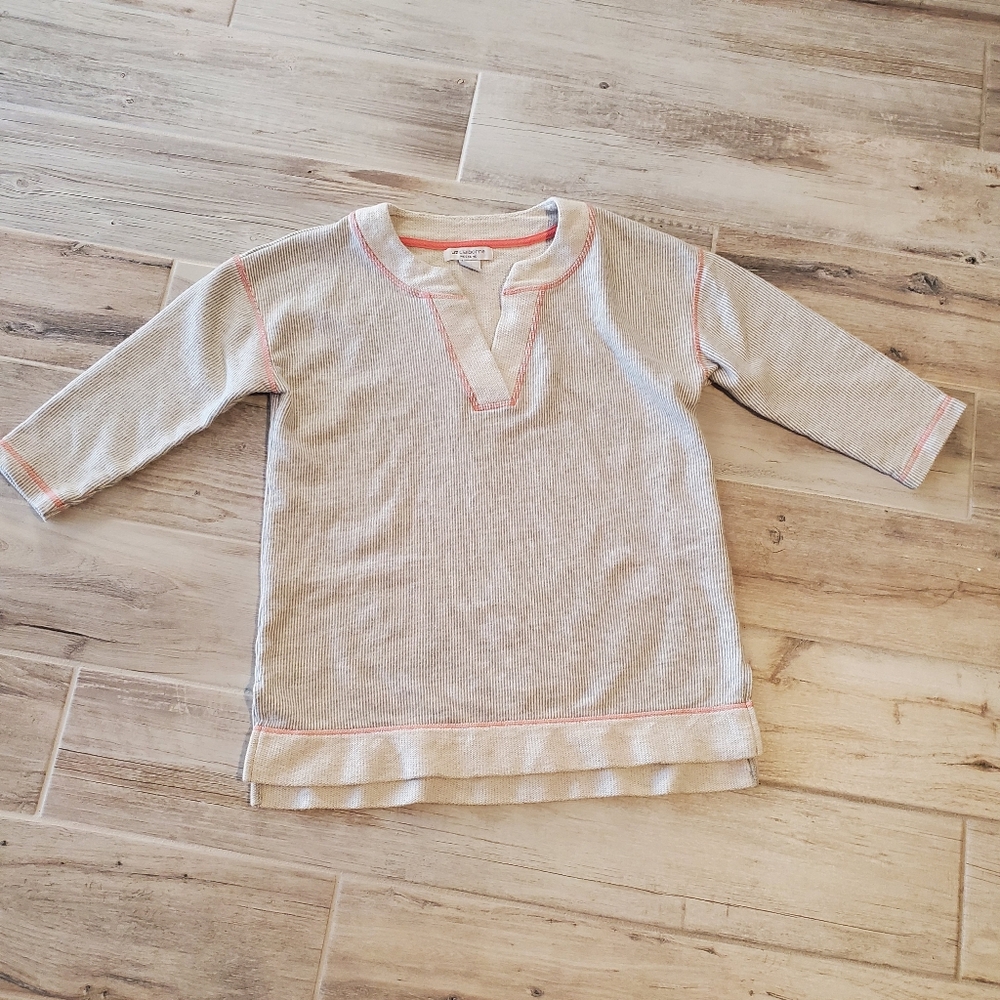 Liz Claiborne Weekend Medium Cream Gray Striped V-Neck Top 3/4 Sleeve Beach Vaca